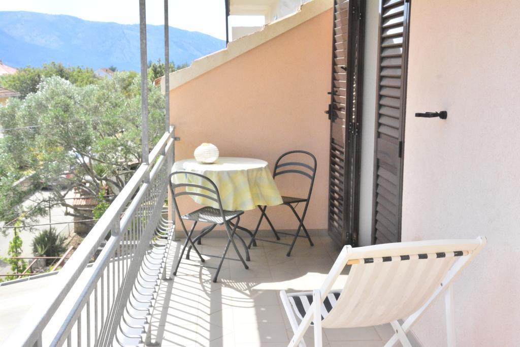 Apartments Bakuk Stari Grad  Exterior photo